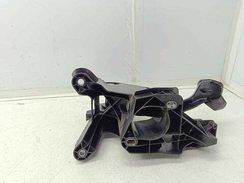 Foto 3ª: Pedal Freno Volkswagen T-Roc BASIS 116CV 85KW [DTRD] (2021)