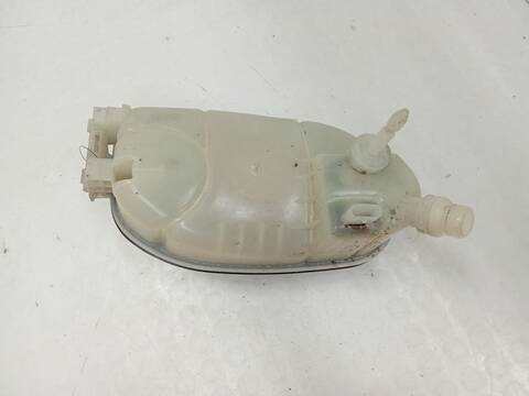 Foto 3ª: Deposito Expansion Mercedes Clase A 140 A 200 CDI - D 176.008) 136CV 100KW [OM 651.930] (2014)