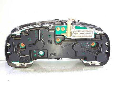 Foto 2ª: Cuadro de Instrumentos Opel Astra 2.2 16V EDITION COUPE 147CV 108KW [Z22SE] (2000)