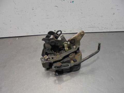 Cerradura Puerta Trasera Izquierda Hyundai Accent GL 5P 86CV 63KW