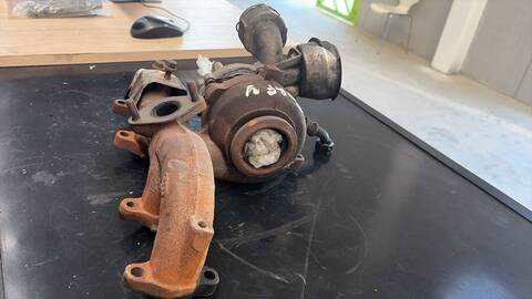 Foto 2ª: Turbocompresor Volkswagen Touran VERSION INDEFINIDA (2003)