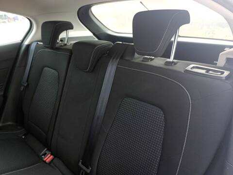 Foto 3ª: Asientos Traseros Ford Focus TITANIUM 120CV 88KW [ZTDB] (2019)