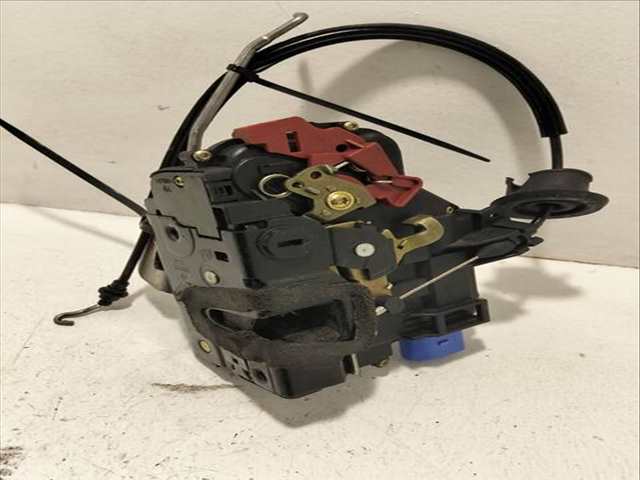 Cerradura Puerta Trasera Izquierda Audi A8 4.0 TDI QUATTRO 275CV