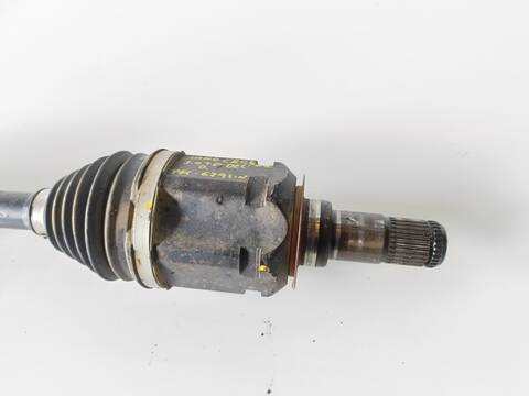 Foto 3ª: Transmision Delantera Derecha Toyota Land Cruiser V8 VX 190CV (2015)