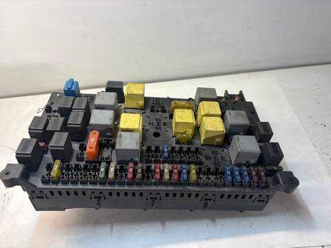Foto 2ª: Caja Reles Fusibles Mercedes Clase ML 230 VERSION INDEFINIDA (2000)