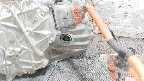 Foto 3ª: Caja Cambios Toyota Yaris HYBRID ACTIVE 101CV [1NZ] (2019)