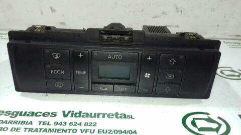Mando Climatizador Audi A4 2.5 V6 24V TDI AVANT 150CV 110KW