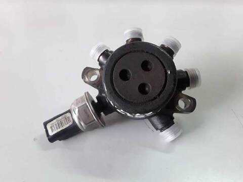 Foto 3ª: Rampa Inyectora Ford Focus TREND 1.8 TDCI TD CAT 116CV (2005)