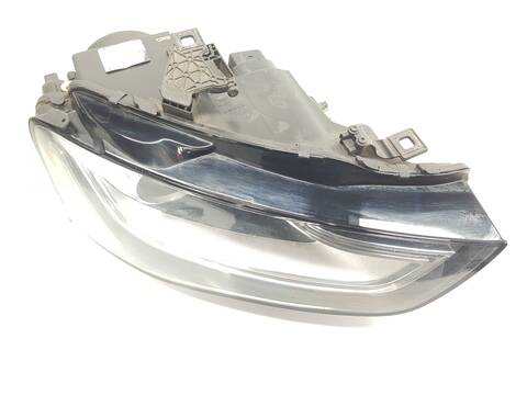 Faro Derecho Audi A4 2.0 TDI 110KW)