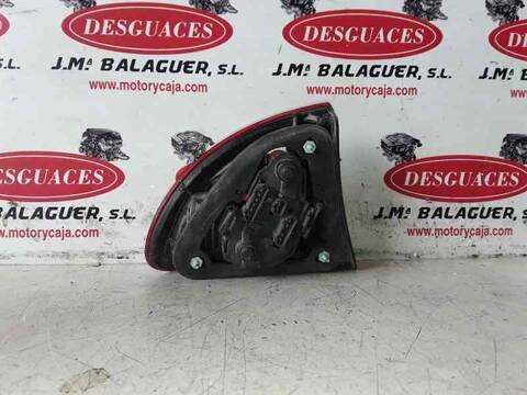 Piloto Trasero Derecho Seat Leon VERSION INDEFINIDA