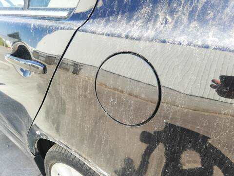 Tapa Exterior Combustible Mitsubishi Lancer BWC BERLINA