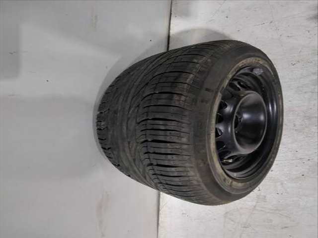 Foto 3ª: Neumatico Mercedes Clase C 160 CLK 240 209.361) 170CV [M 112.912] (2002)
