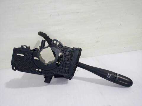 Foto 2ª: Mando Multifuncion Chrysler Voyager 2.5 TD FAMILY 116CV [425CLIRSX] (1995)