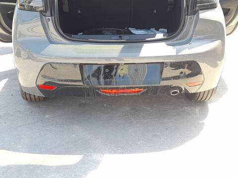 Paragolpes Trasero Peugeot 208 1.2 PURETECH HYBRID 110 EDCS6 101CV 74KW