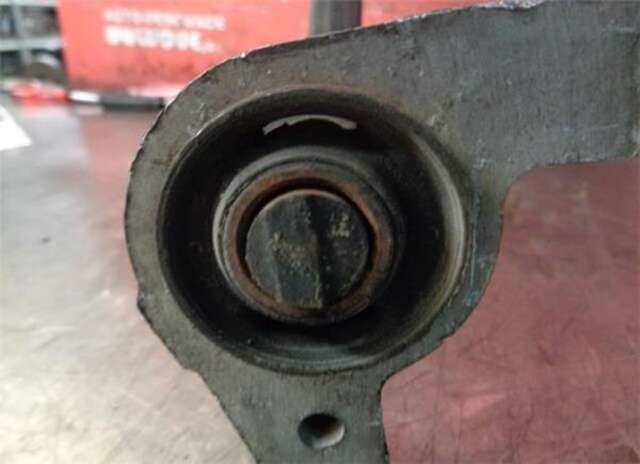 Brazo Suspension Delantero Izquierdo Citroen C5 2.0 HDI (DCRHYB)