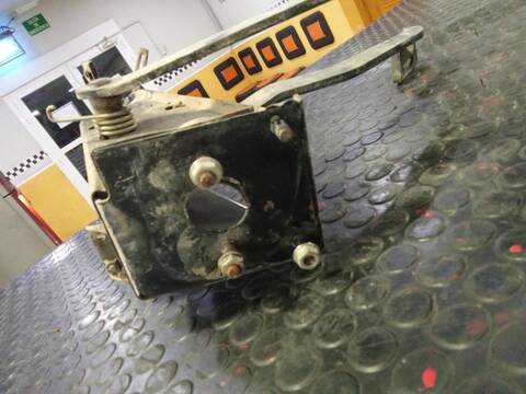 Foto 2ª: Pedal Embrague Suzuki Samurai HARDTOP 69CV 51KW [G13BA] (1998)