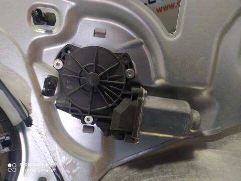 Foto 2ª: Elevalunas Manual Trasero Izquierdo Kia Sportage DRIVE 4X2 136CV 100KW [D4H4] (2014)