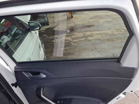 Foto 1ª: Elevalunas Manual Trasero Derecho Volkswagen Polo LIFE 95CV 70KW [DLAC] (2022)