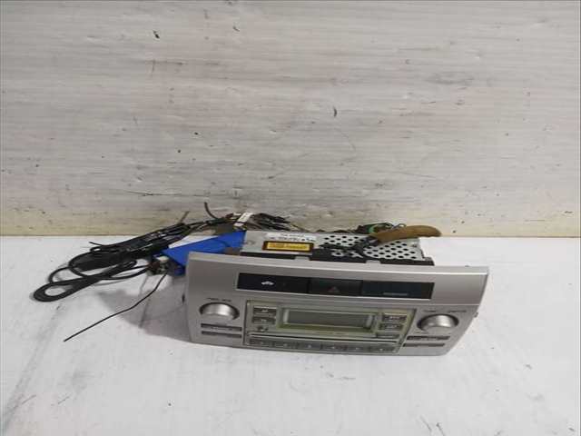 Foto 2ª: Sistema Audio Radio CD Toyota Corolla 2.2 D-4D AUR10_) 177CV 130KW [2AD-FHV] (2007)