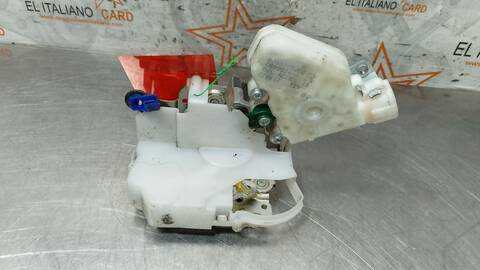 Foto 3ª: Cerradura Maletero Portón Suzuki Grand Vitara 1.9 DDIS JLX-EL 5-PTAS.) 129CV 95KW [F9Q268] (2008)