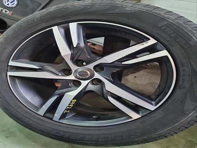 LLanta Chapa Volvo XC 40 T3 163CV 120KW