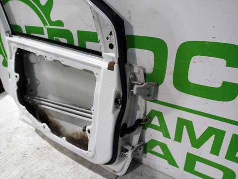 Foto 3ª: Puerta Delantera Izquierda Ford Fiesta AMBIENTE 68CV 50KW (2007)
