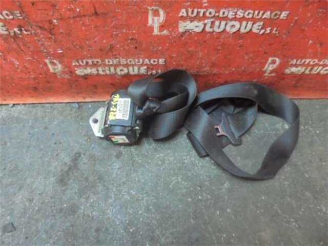 Foto 3ª: Cinturón Trasero Derecho Bmw Serie 1 114 2.0 118D [2.0 LTR. - 105 KW TURBODIESEL CAT] [N47 D20 C]