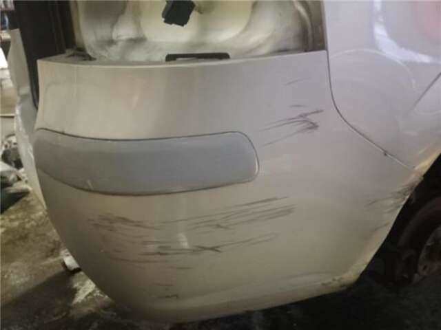 Foto 3ª: Paragolpes Trasero Opel Zafira 1.9 ENJOY [1.9 LTR. - 110 KW 16V CDTI CAT (Z 19 DTH - LRD)]