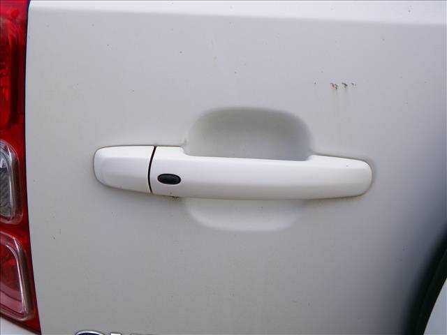Maneta Exterior Portón Suzuki Grand Vitara 1.9 DCI 2006-2015