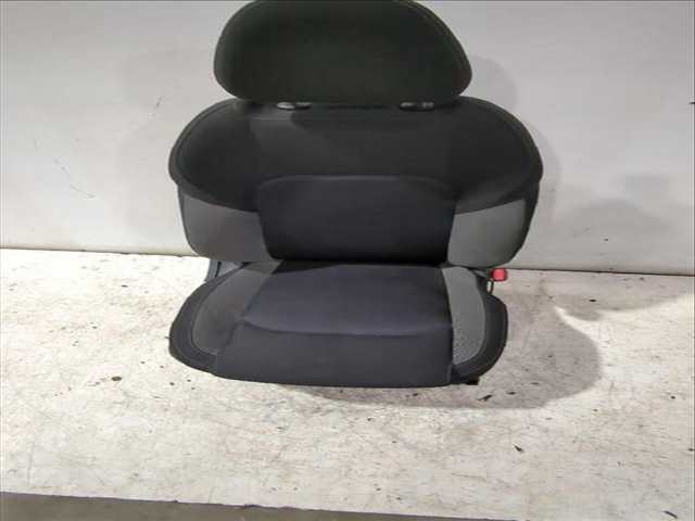 Foto 1ª: Asiento Delantero Derecho Nissan Qashqai 1.3 DIG-T 140CV [HR13DDT] (2013)