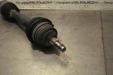 Foto 3ª: Transmision Delantera Izquierda Mercedes Clase A 140 160 168.033) 102CV 75KW [M166960] (1999)