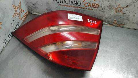 Foto 3ª: Piloto Trasero Derecho Mercedes Clase S 220 320 CDI 220.026) BERLINA 197CV 145KW [613960] (2001)