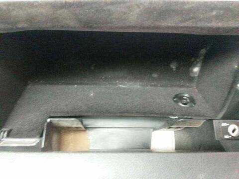 Foto 2ª: Guantera Volkswagen Golf SPORTLINE BERLINA 140CV 103KW [BKD] (2005)