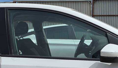 Luna Delantera Derecha Volkswagen Polo ADVANCE 90CV 66KW