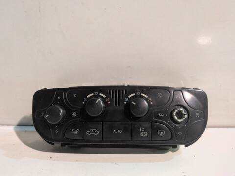 Mando Climatizador Mercedes Clase C 160 C 220 CDI 203.706) AUT. 143CV