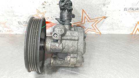 Foto 3ª: Bomba de Direccion Kia Carnival 2.9 CDRI EX 144CV 106KW [J3] (2004)