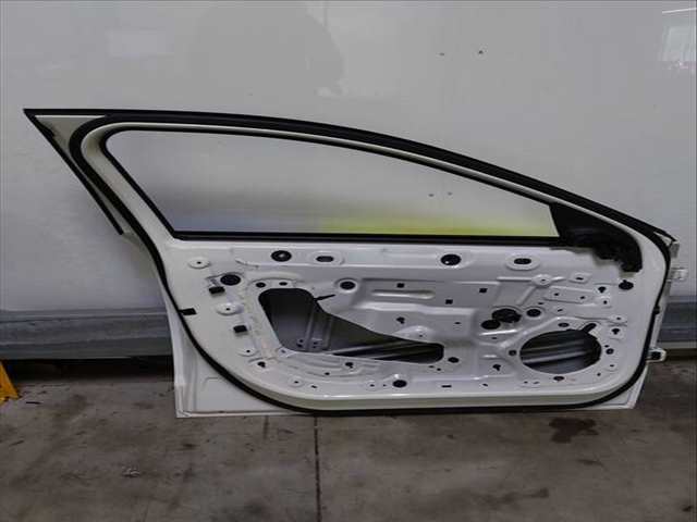 Foto 2ª: Puerta Delantera Izquierda Peugeot 308 131 CV 96KW [YHZ DV5RC] (2023)