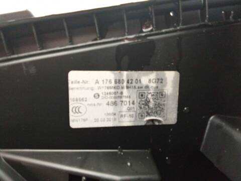 Foto 4ª: Consola Central Mercedes Clase G 230 GLA 200 CDI - D CDI CAT 136CV 100KW [651930] (2019)