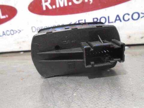 Foto 2ª: Botonera Elevalunas Opel Corsa COSMO 80CV 59KW [Z12XEP] (2008)