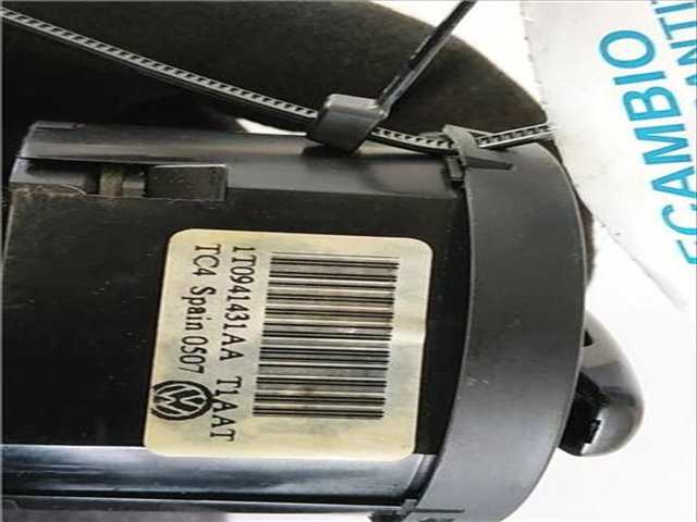 Foto 3ª: Mando Multifuncion Volkswagen Touran 2.0 TDI 16V 140CV 103KW [BKD] (2007)