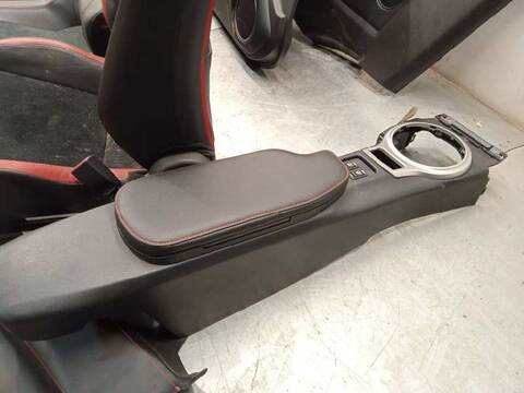 Foto 3ª: Asientos Traseros Toyota GT86 2.0 G 200CV 147KW SPORT [FA20] (2016)