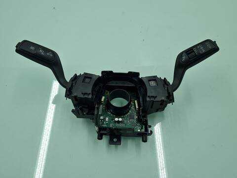 Mando Multifuncion Ford Kuga HYBRID ST-LINE 150CV