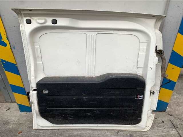 Foto 3ª: Puerta Trasera Izquierda Fiat Doblo 1.3 JTD 90CV [263A2000] (2013)