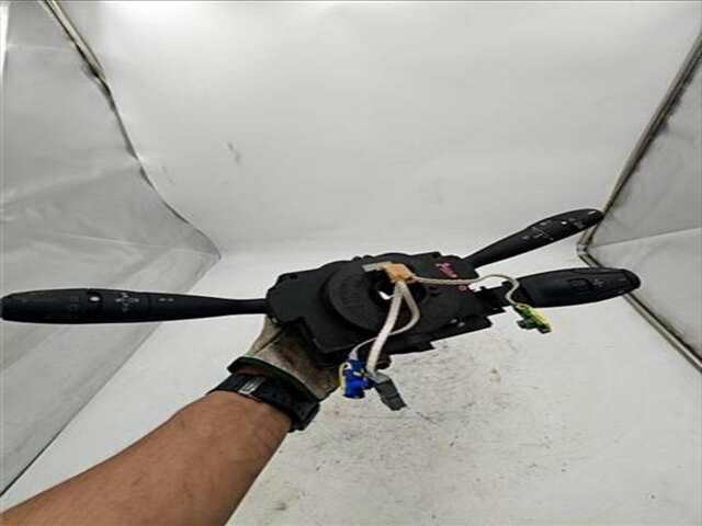 Mando Multifuncion Peugeot 206 2.0 GTI [2.0 LTR. - 100 KW 16V CAT (RFN - EW10J4)]