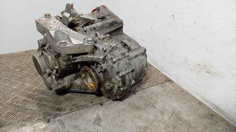 Foto 4ª: Caja Cambios Volkswagen Golf 1.9 TDI 105CV 77KW [BLS,BKC,BXE] (2004)