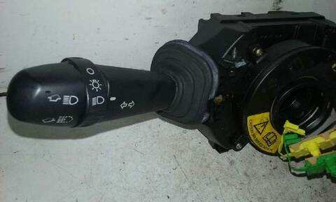 Foto 3ª: Mando Luces Fiat Stilo 1.6 16V CAT 103CV 76KW [182B6000] (2001)