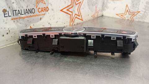 Foto 4ª: Mando Multifuncion Mercedes Clase E 180 E 220 D 213.004) 194CV 143KW [654920] (2018)