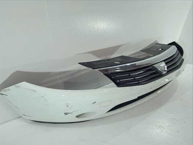 Foto 2ª: Paragolpes Delantero Dacia Sandero LAUREATE 68CV 50KW [K9K792] (2010)