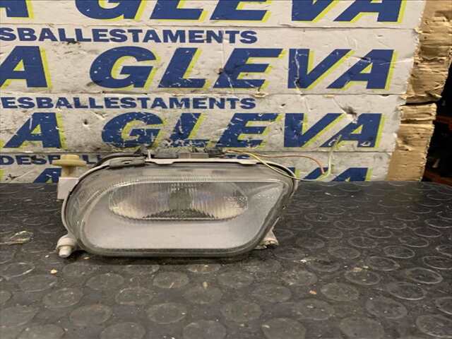 Foto 1ª: Faro Antiniebla Delantero Izquierdo Mercedes Clase E 180 3.000 TD 129CV/96KW 0CV [602.982] (1997)