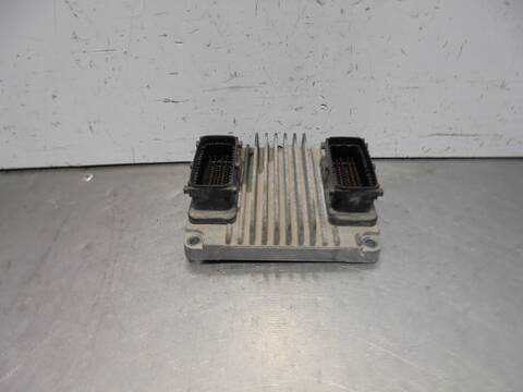 Centralita Motor ECU Opel Astra CLUB BERLINA 75CV 55KW